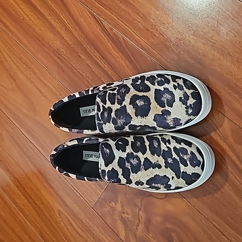 Steve Madden Women's Gills Leopard Print Platform Sneakers Sz 9 EUC